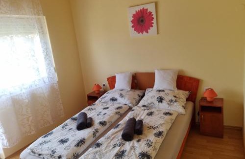 Siofok-Szabadifurdo Apartamento | Lilian apartmanház