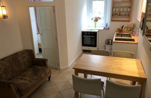 Lichterfelde Apartamento | Lilienthalschlösschen