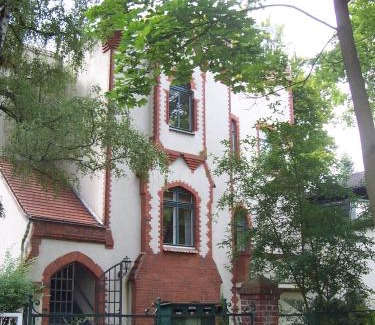 Lichterfelde Apartamento | Lilienthalschlösschen