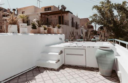Piskopiano Casa | Lilika's Bliss with jacuzzi by Estia