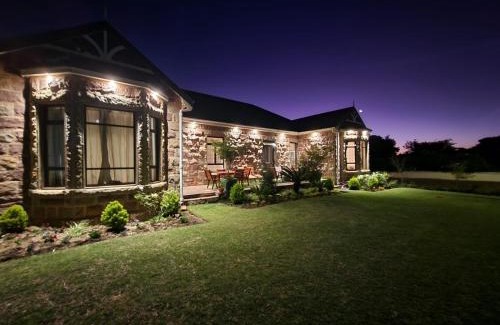 Linkside Apartamento | Lilla-Bett Self Catering Accommodation Mossel Bay