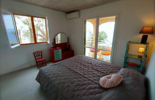 Avlakia Casa | Lilly's Seaview Retreat Cottage
