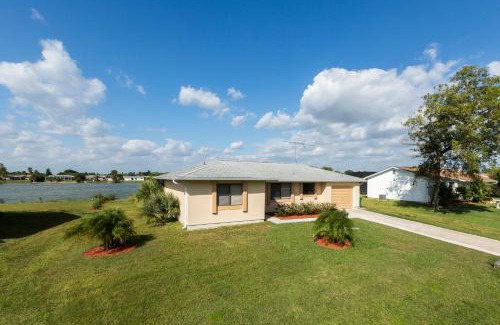 Port Charlotte Casa | Lilsis by the Lake