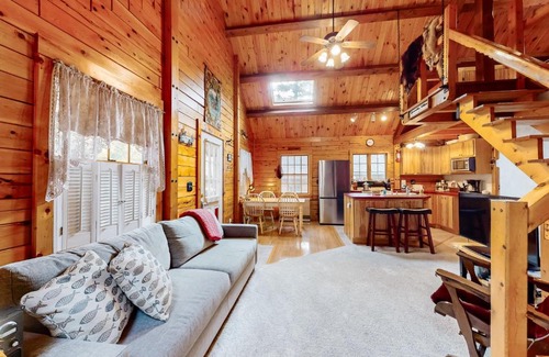 Beaver Cove Casa | Lily Bay Getaway