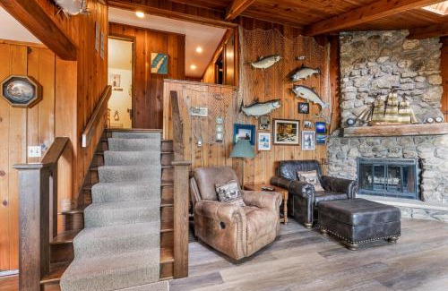 Sturgeon Bay Casa | Lily Bay Lodge by Simple Life Rentals