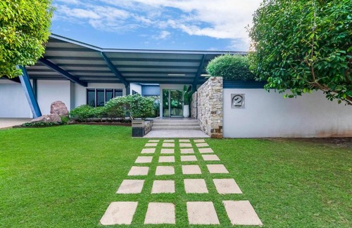 Parap Casa | Lily Pad Retreat - A Luxe Poolside Parap Oasis