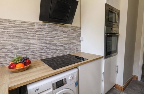 Southwell Cabaña | LILY'S PAD, pet friendly in Weston, Portland