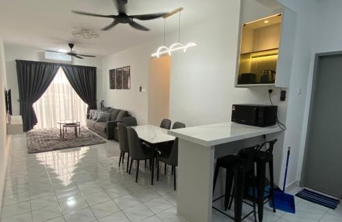 Bukit Serindit Apartamento | Lilyhouse homestay-مسلم
