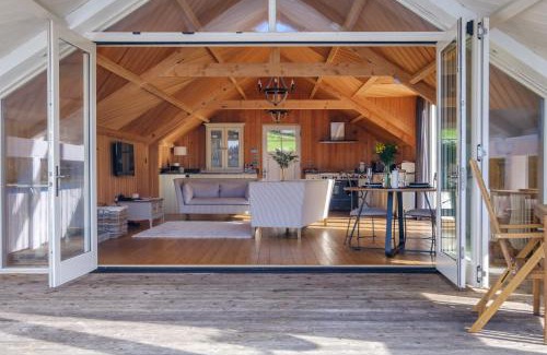 Killington Casa | Lilymere Boat House