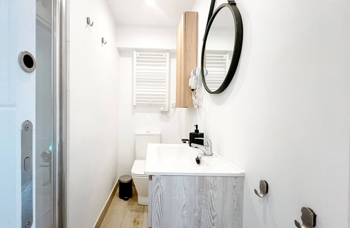 Simancas Cama Y Desayuno | Lima: habitación perfecta para vivir y compartir en Madrid