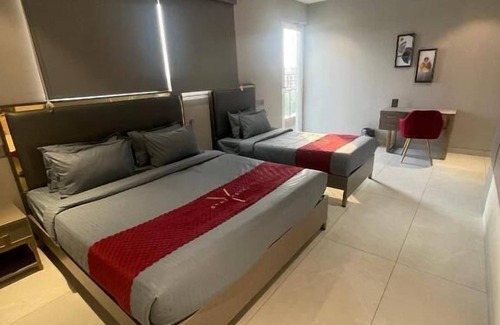 Greater Noida Hotel | Lime Tree Hotel & Stays Greater Noida Nearby India Expo Centre & Mart