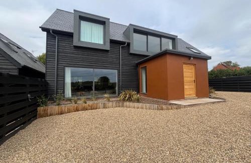 Bulmer Casa | Lime Tree House - Sleeps 12 - Hot Tub