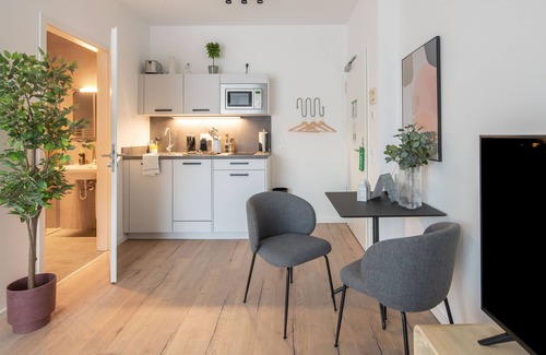 Bahnhofsviertel Hotel | Limehome Frankfurt Gutleutstraße