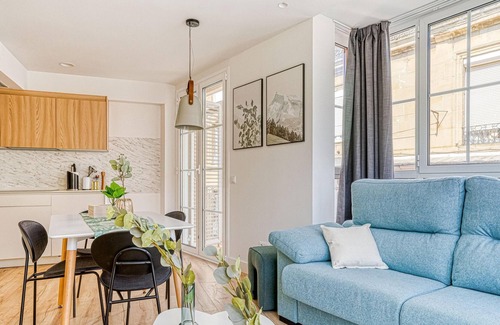 Haro Apartamento | limehome Haro | Two-Bedroom Apartment with Balcony