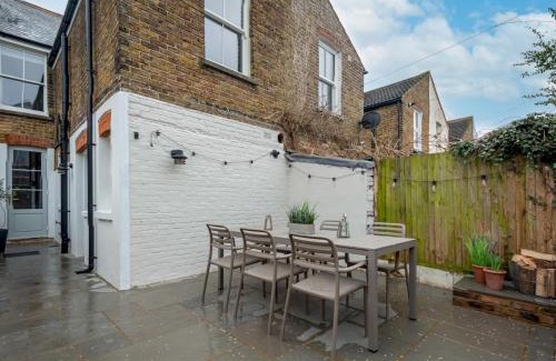 Whitstable Casa | Limewood Newly Renovated High End Home by the Sea