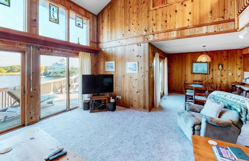 Brigands' Bay Casa | Limey Lookout #292-F