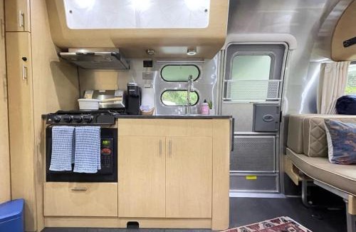 Whitemarsh Island Otro | Limited Edition Airstream Midway Downtown & Beach