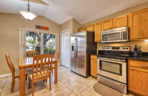 Lake Berkley Villa | Tranquil 3BR Villa | Private Pool + Resort Amenities