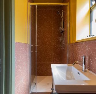 Lambeth Casa | Lin Song House South London Garden Room Getaway