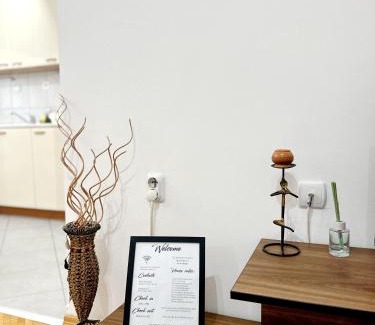 Centar Apartamento | Lina's Apartment -Modern & Cozy Central Skopje