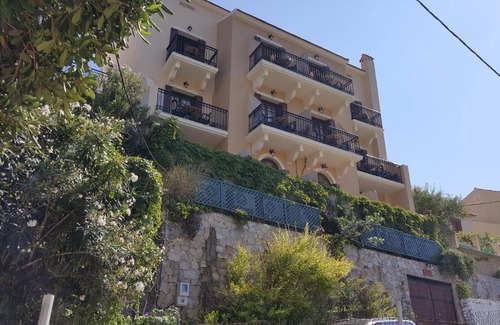 Frourion Apartamento | Linardos Apartments