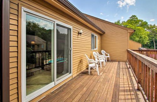 Lincoln Apartamento | Lincoln Condo with Balcony - 6 Mi to Loon Mtn!