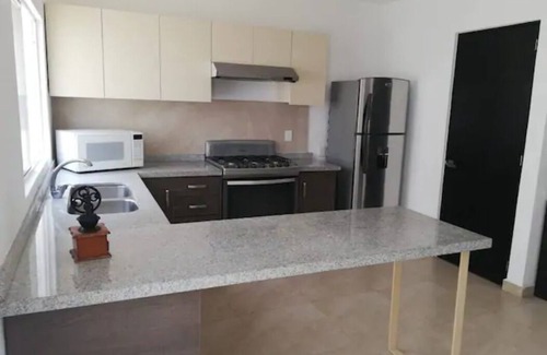 Querétaro Casa | Linda casa excelente ubicación, seguridad 24/7