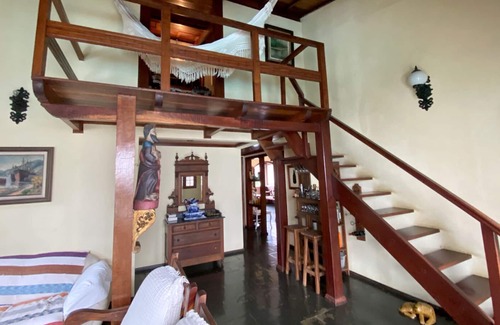 Mendes Casa | Linda Casa Colonial Próximo a Vassouras
