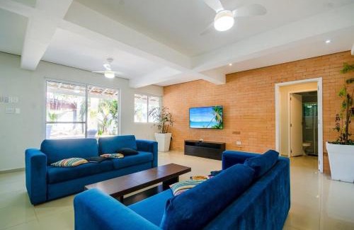 Balneario Praia do Pernambuco Casa | Linda Casa com piscina no Guarujá para 16 pessoas