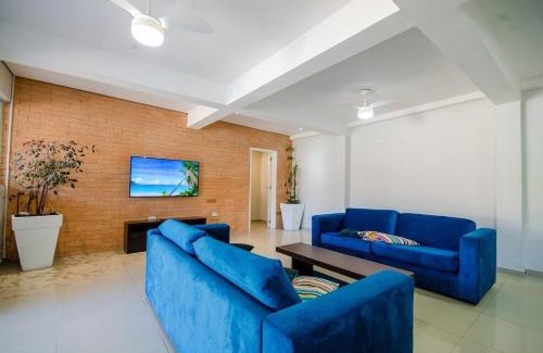 Balneario Praia do Pernambuco Casa | Linda Casa com piscina no Guarujá para 16 pessoas