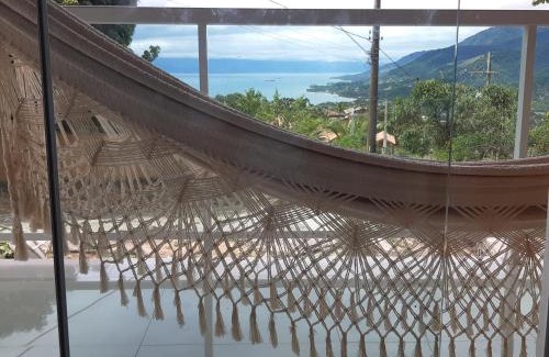 Tesouro da Colina Casa | Linda casa com vista pro mar!