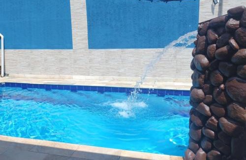 Itanhaem Casa | Linda casa Edícula "fundos do terreno" com piscina