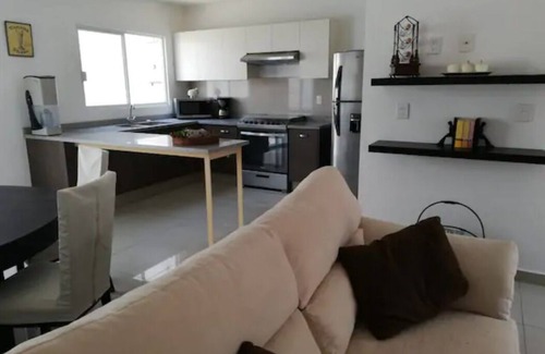 Querétaro Casa | Linda casa en fraccionamiento con alberca