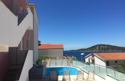 Razanj Apartamento | Linda seaview&pool apartment
