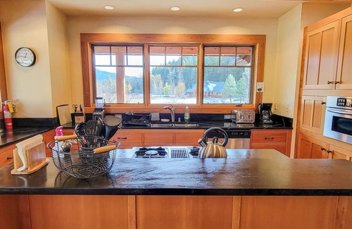 Mazama Cabina | Linda Vista - beautiful mountain home in Mazama