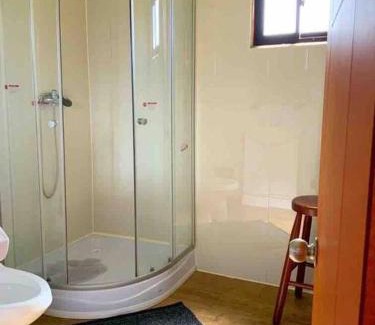 Los Angeles Casa | Linda y cómoda cabaña en un entorno natural
