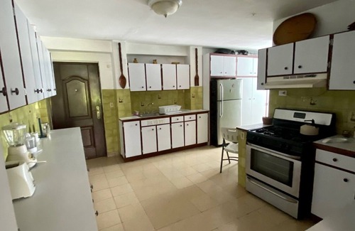 Marbella Apartamento | Lindo Apartamento a dos cuadras de la Cinta Costera