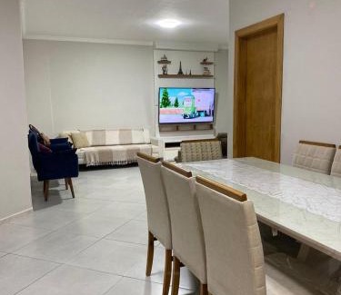 Tupi Apartamento | Lindo Apartamento Padrão 140 m2 3 quartos e 2 suítes Vila Tupi Praia Grande