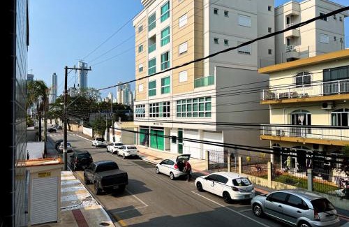 Vila Real Apartamento | Lindo apto Balneário Camboriù 1200 M Praia Central