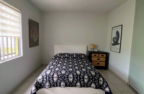 Playas de Tijuana Casa | Lindo hogar junto al mar