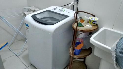 Indaia Apartamento | LINDO NOVISSIMO e PÉ NA AREIA
