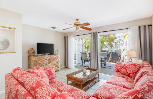 Bahama Village Casa | Linger Longer by AvantStay Key West Walkable Gated Community Shared Pool Week Long Stays Only
