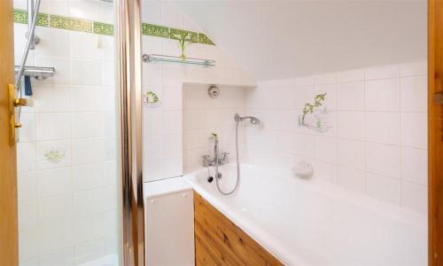 Chapel Stile Casa | Lingmoor View