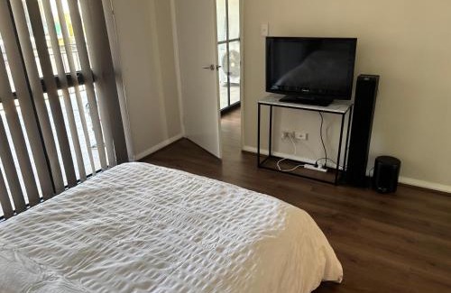 Cockburn Central Casa | Linkage Cockburn Homestay