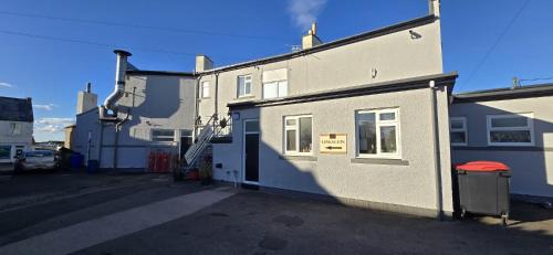 Seahouses Hotel | Links Lets Room Only