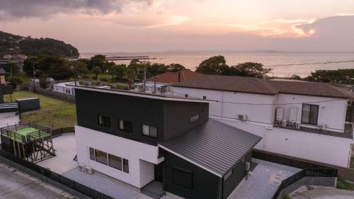 Nagawa Casa | Links seaside resort -ビーチまで徒歩1分&サウナ完備-