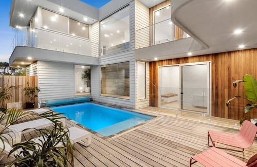 Point Lonsdale Casa | Links view coastal sanctuary with heated pool