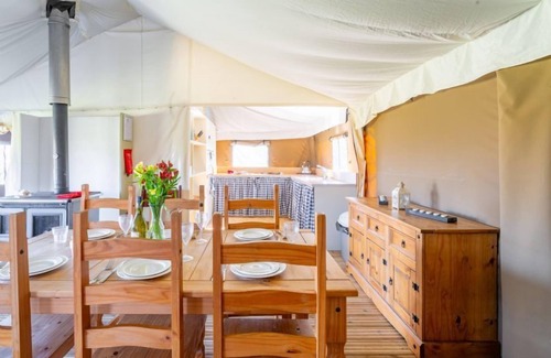 Saxmundham Cabina | Linnet at Sweffling Hall, Dog Friendly
