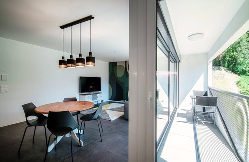 Riazzino Apartamento | LiOm Apartment