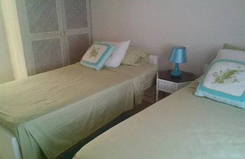 Christie Otro | Lion Castle Estate, country apart.